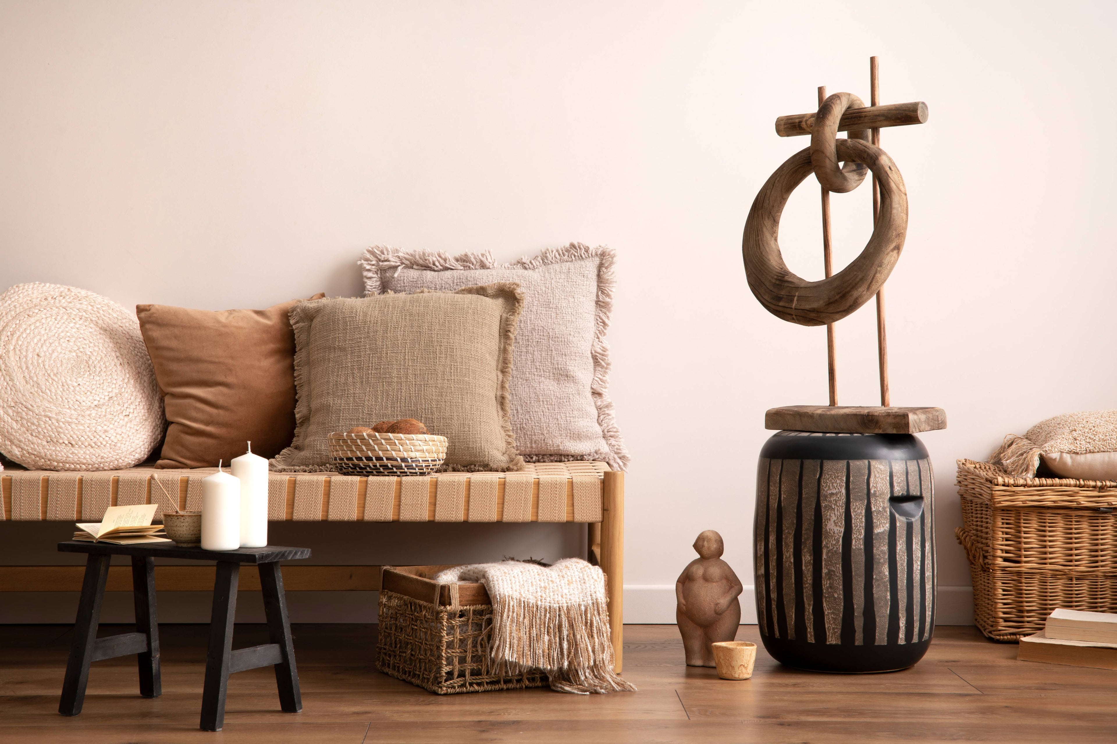 the-stylish-composition-of-meditation-living-room